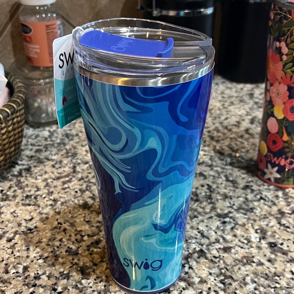 Swig Life Blue Marble Stainless Travel Tumbler